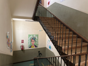 Escalera acceso